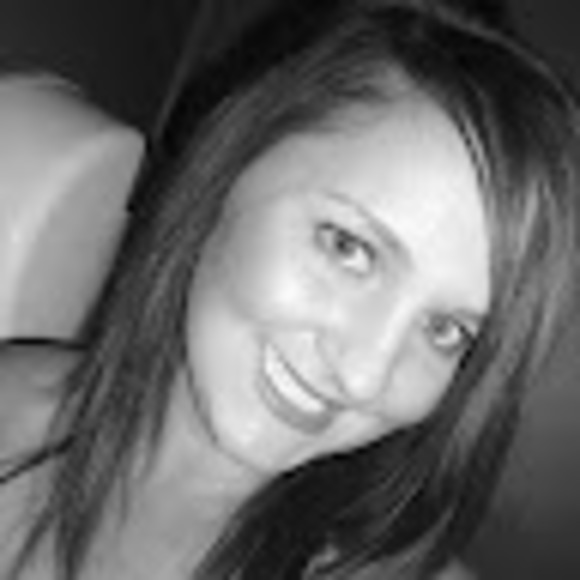 Meet your Posher, Kayla - Picture 1 of 1